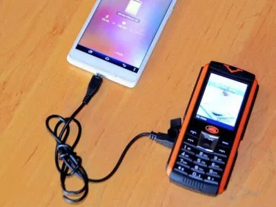 Top 4 điện thoại cục gạch “ngon - bổ - rẻ”