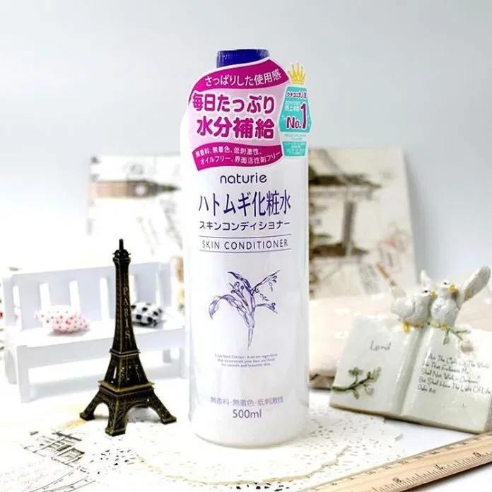 Lotion Naturie Hatomugi Skin Conditioner