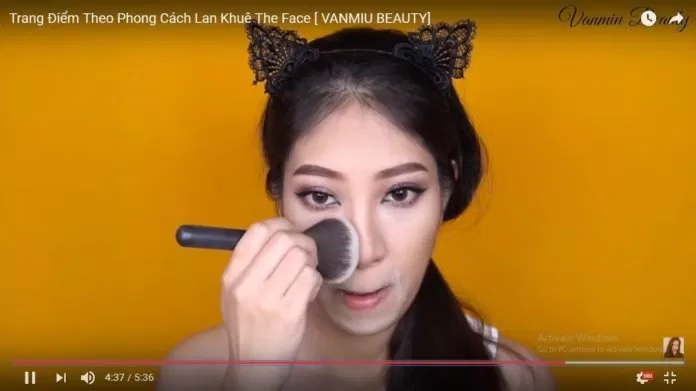 Học trang điểm theo phong cách Lan Khuê, HLV The Face 2017 beauty blogger Beauty Blogger Vanmiu HLV The Face 2017 Học trang điểm huấn luyện viên The Face Lan Khuê makeup look The Face 2017 trang điểm trang điểm theo phong cách Lan Khuê Vanmiu Beauty