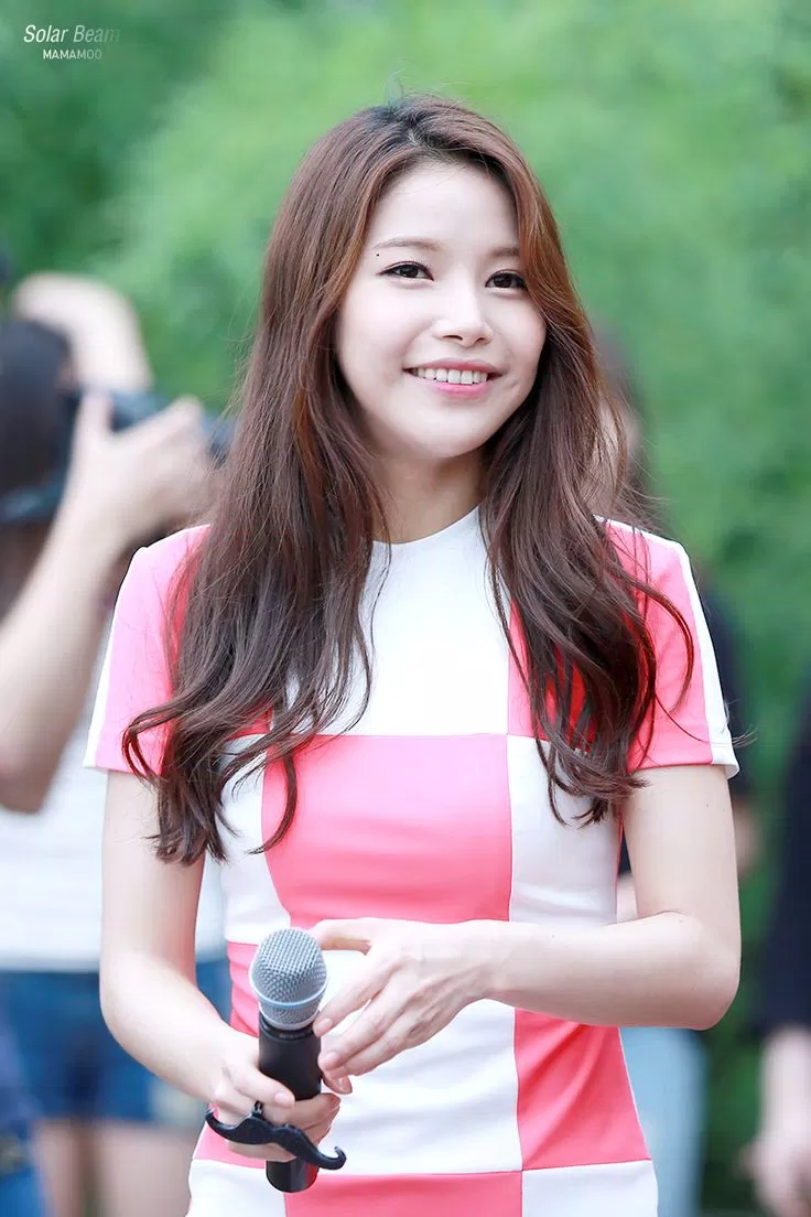 MAMAMOO Solar