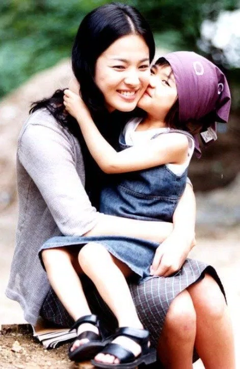 Song Hye Kyo 2001