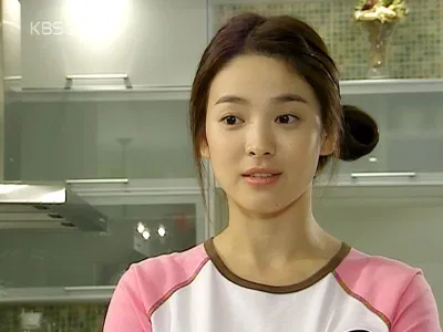 Song Hye Kyo 2004