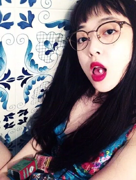 Tóc mái ngố ngắn