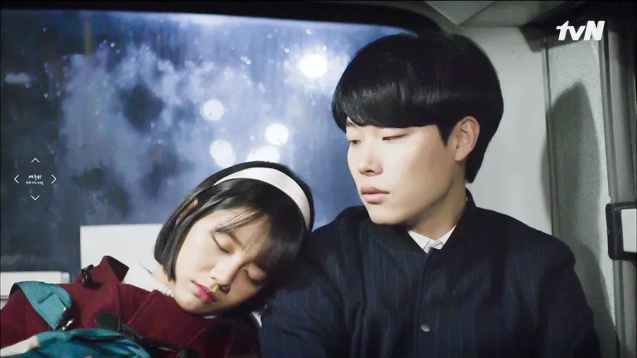 Hyeri và Ryu Jun Yeol hẹ hò