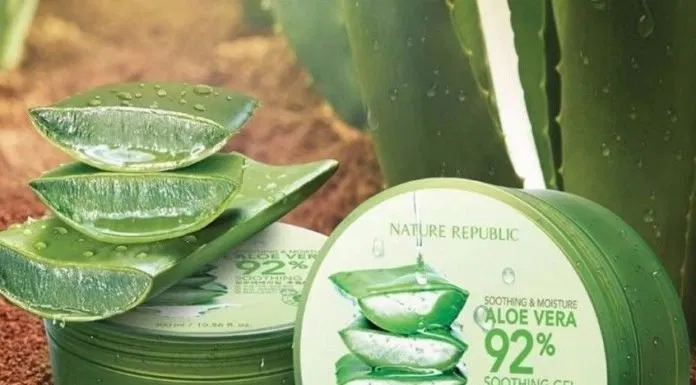 Nature Republic Soothing & Moisture Aloe Vera 92% Soothing Gel 