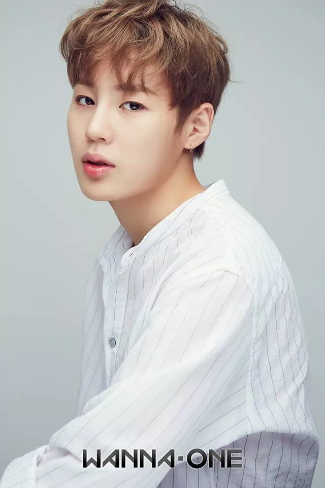 Wanna One Sungwoon