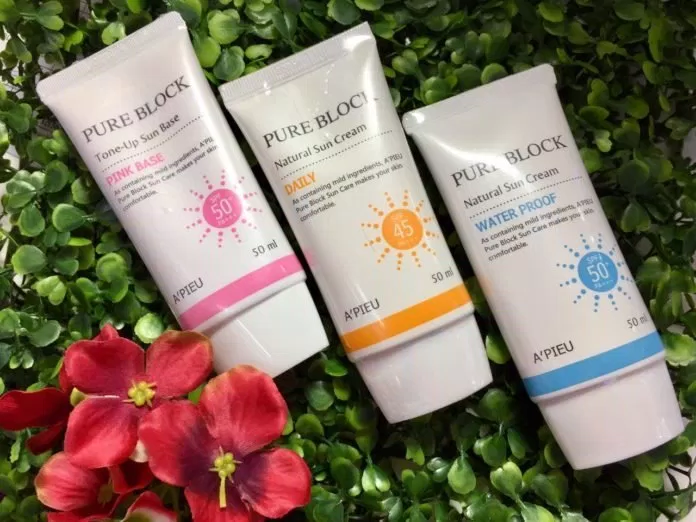 Review kem chống nắng Apieu Pure Block Natural Daily Sun Cream Apieu beauty blogger da khô kem chống nắng kem chống nắng Apieu Pure Block Natural Daily Sun Cream kem chống nắng bình dân Loveat1stshine mỹ phẩm bình dân review mỹ phẩm