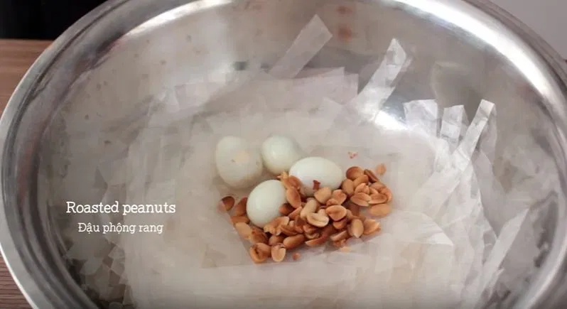 Bánh tráng trộn sốt mayonaise