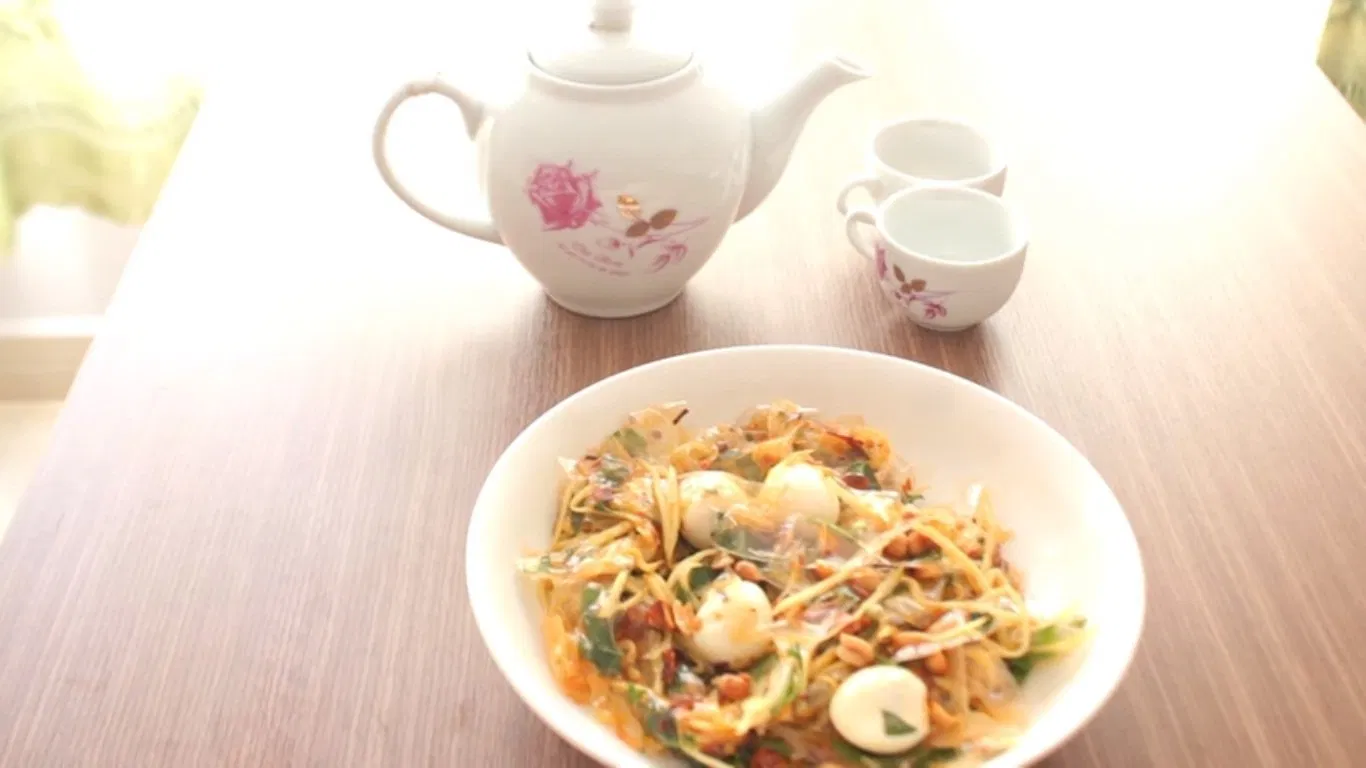 Bánh tráng trộn sốt mayonaise