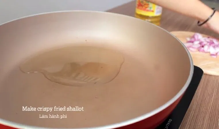 Bánh tráng trộn sốt mayonaise