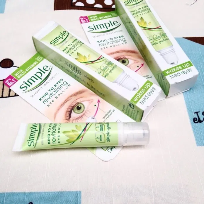 Simple Kind To Eyes Revitalising Eye Roll-On