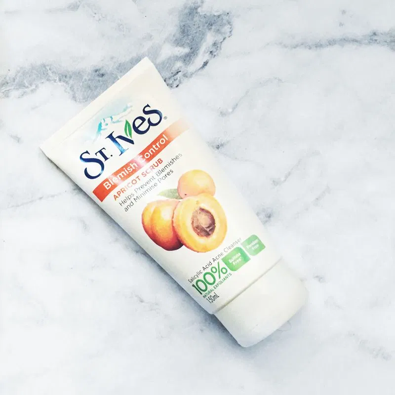 St.Ives Blemish Control Apricot Scrub