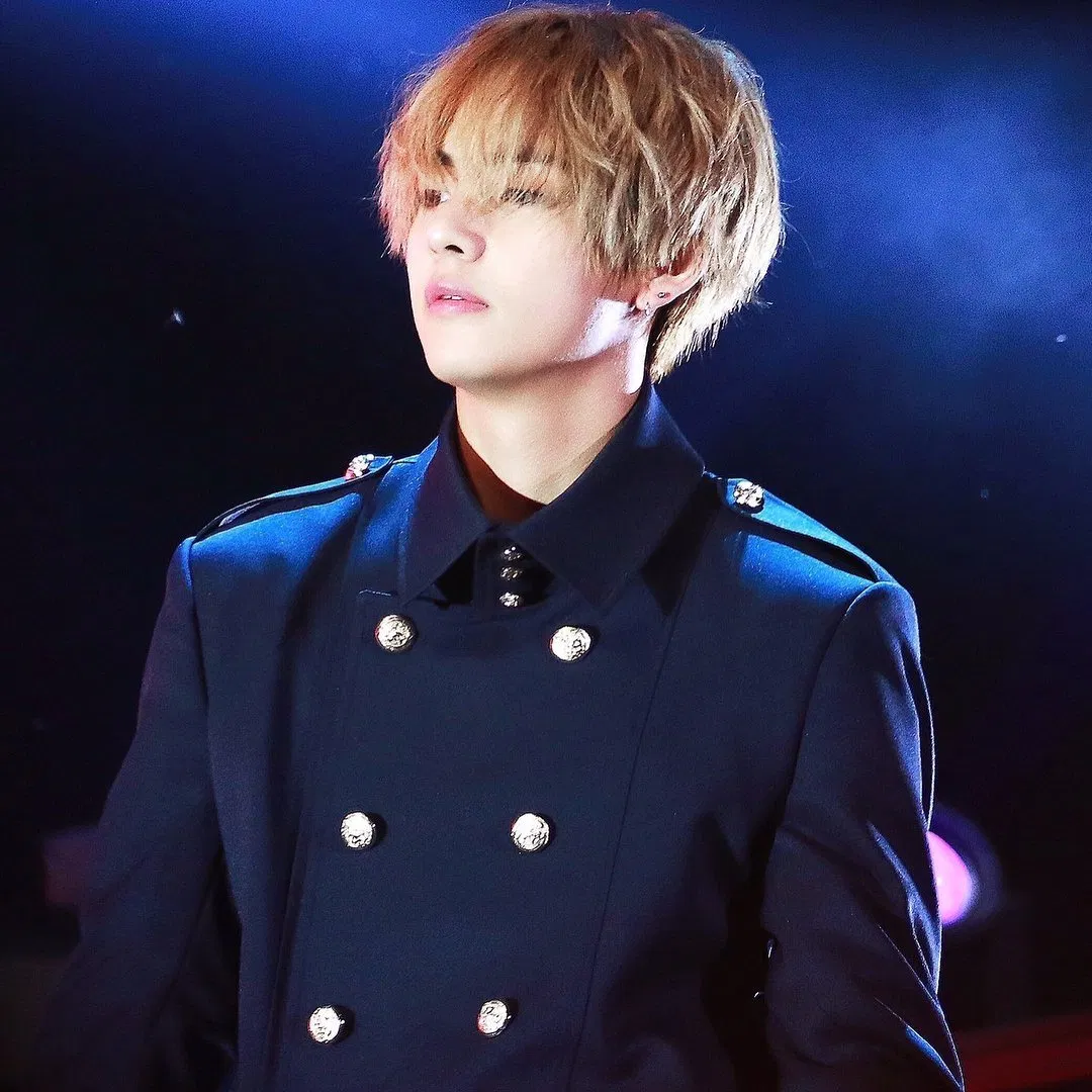 V (BTS)