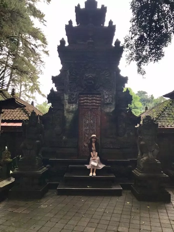 đền tithra empul