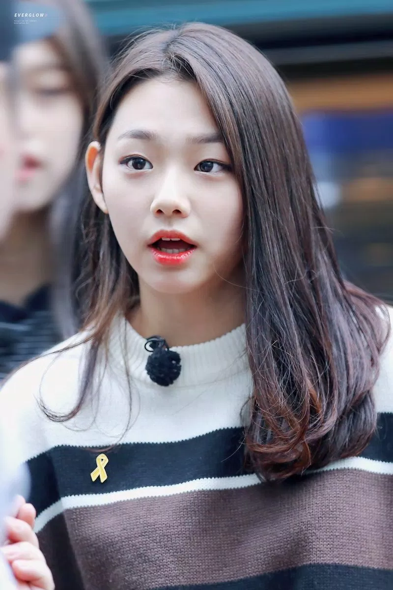 Gugudan Mina