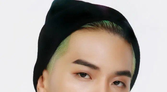 5 phụ kiện trang sức sành điệu của rapper Song Mino (nhóm WINNER) dây chuyền khuyên tai kính mát mũ phụ kiện trang sức rapper Song Mino thời trang nam thời trang sao Hàn túi xách Winner