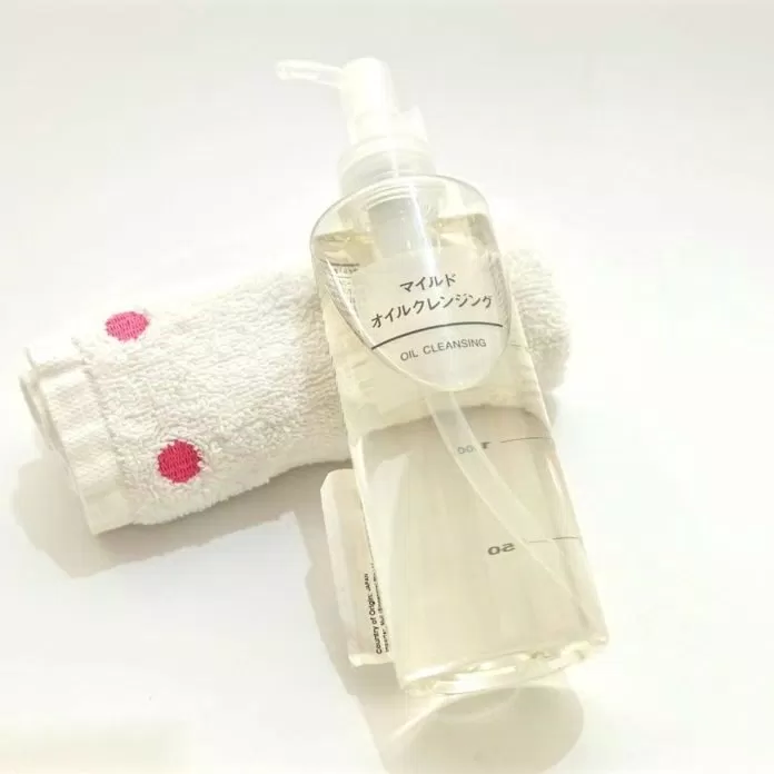 MUJI Mild Cleansing Oil