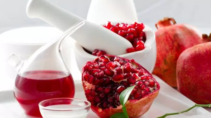 Nước ép lựu