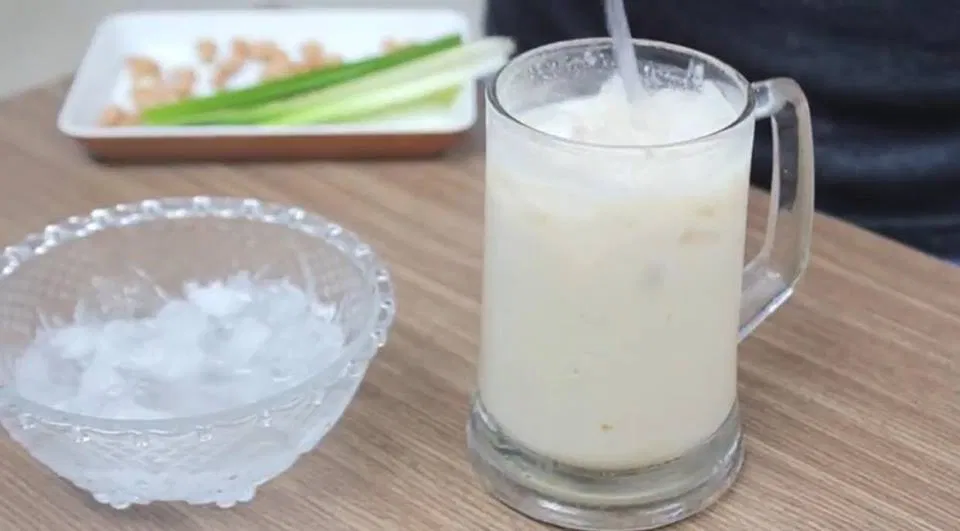Sữa đậu phộng