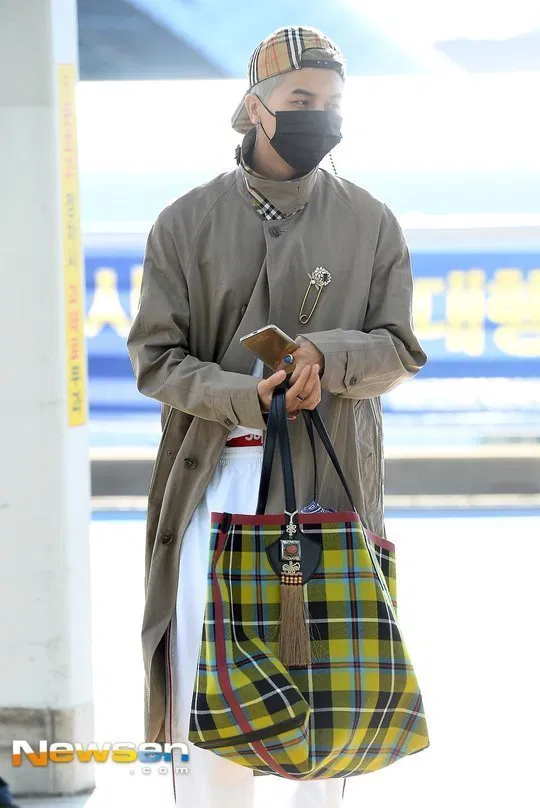 Túi đồ Burberry