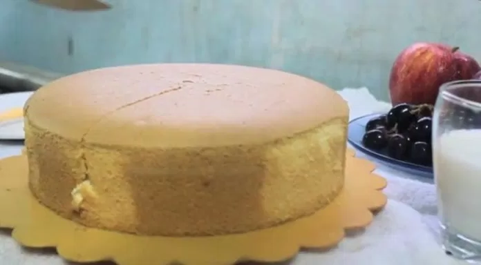 Bánh bông lan cơ bản