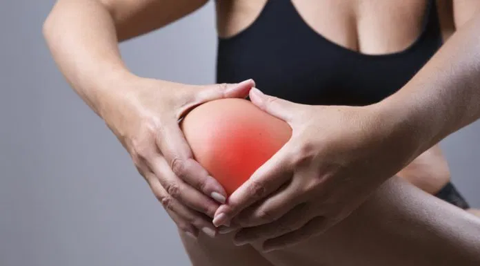 Đầu gối sưng