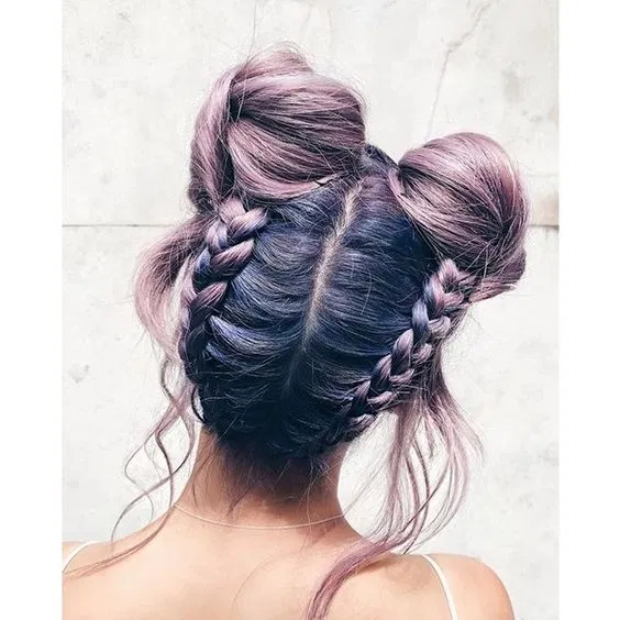 Tóc tết ngược búi cao