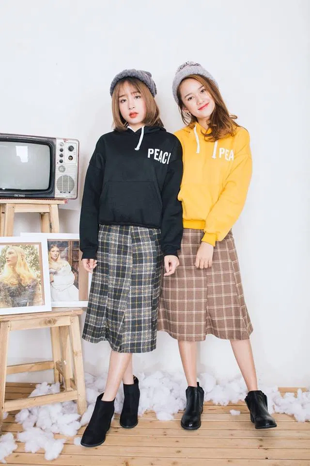 chân váy midi caro