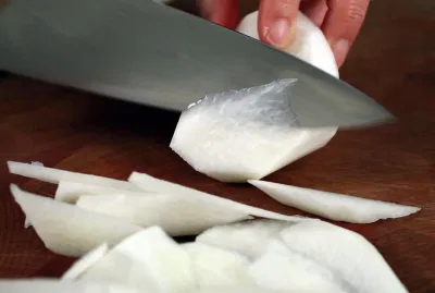 Thịt bò hầm củ cải trắng