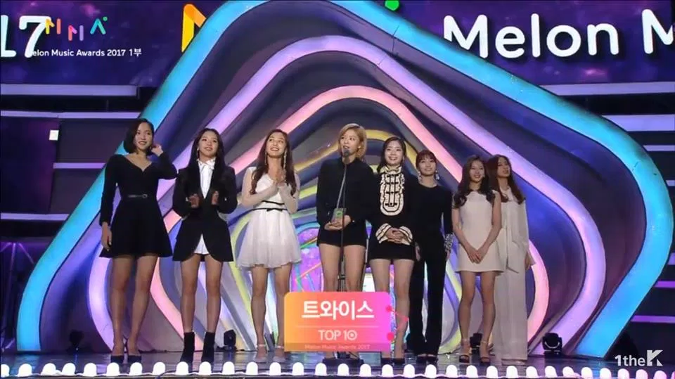 TWICE MMA 2017