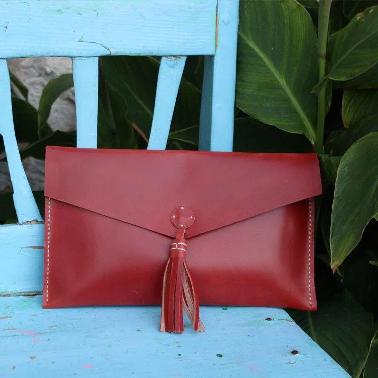 Ví cầm tay clutch