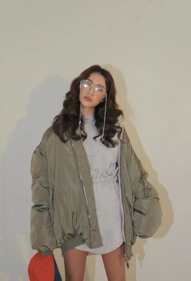 Áo khoác bomber nữ