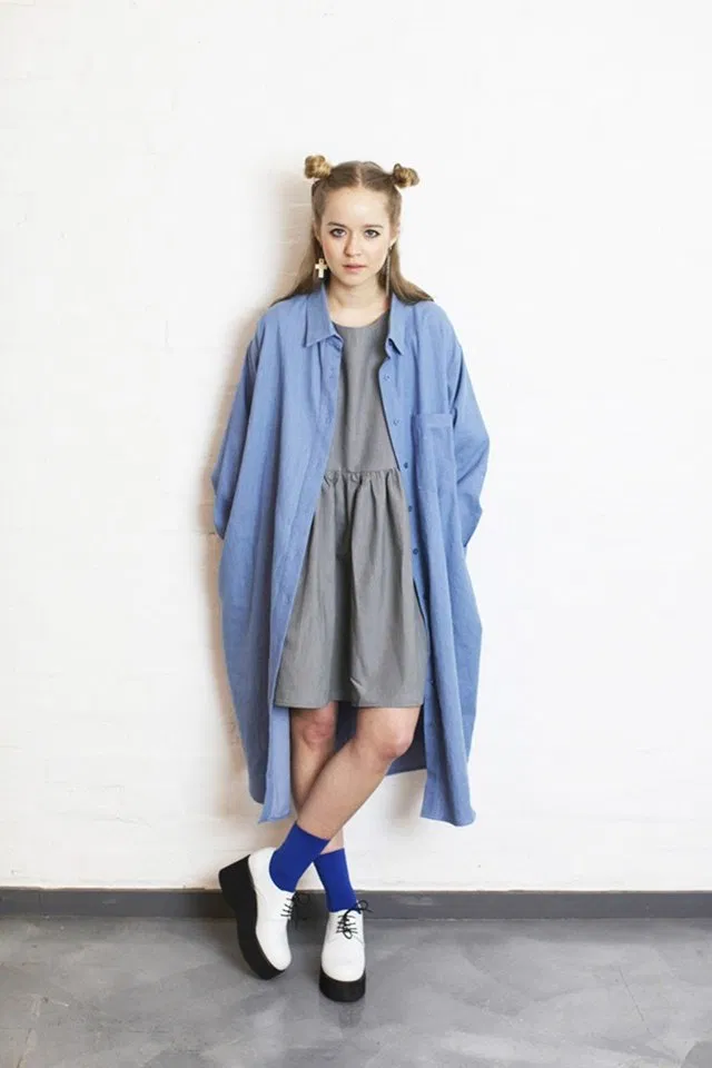 Áo khoác denim dáng dài