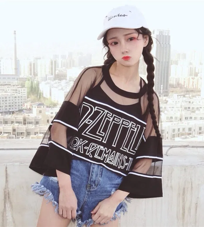 Áo lưới chữ