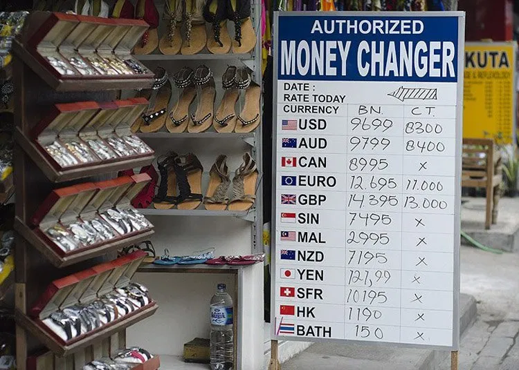 dịch vụ chuyển đổi ngoại tệ tự phát ở Bali