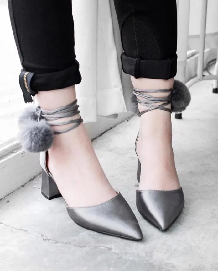 Giày cột dây nữ