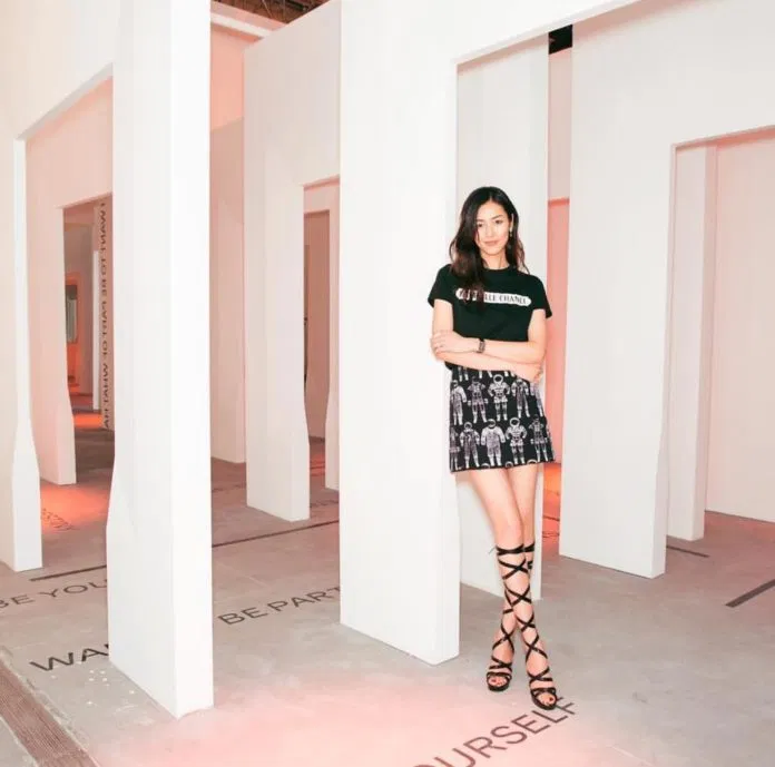 Giày cột dây nữ