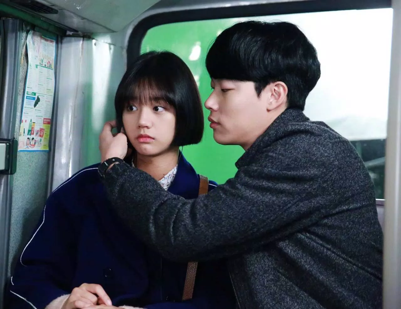 Hyeri & Ryu Jun Yeol