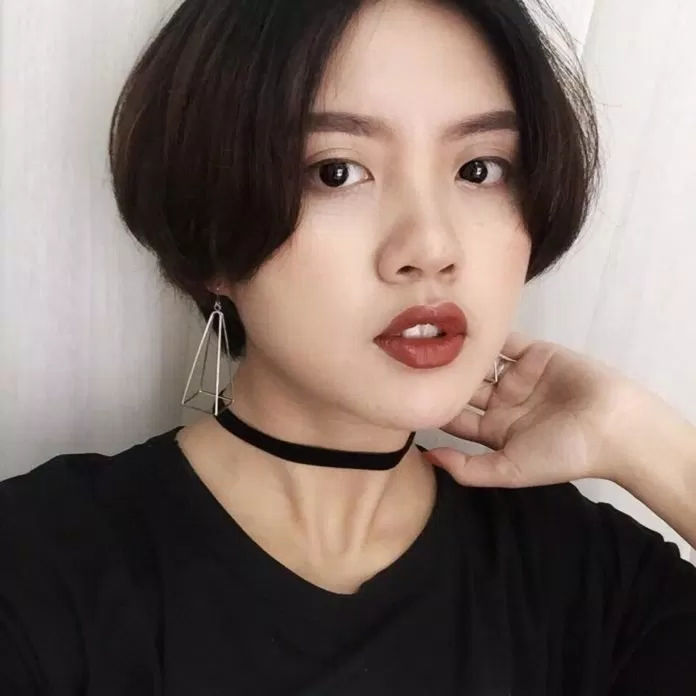 Khuyên tai khối