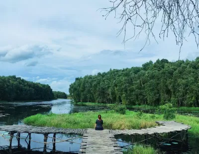 Khu du lịch sinh thái Làng nổi Tân Lập