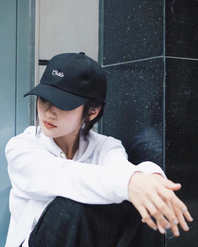 Mũ lưỡi trai nữ