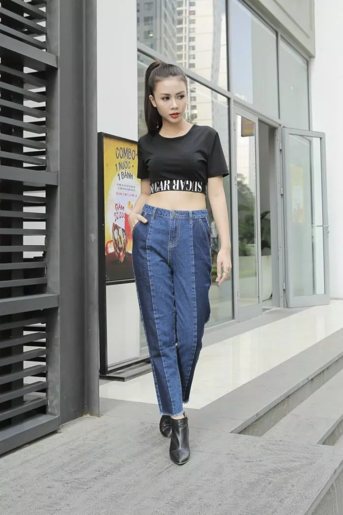 Quần jean nữ hai màu