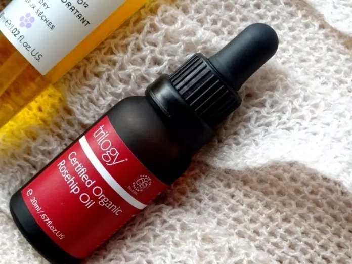 Review kem dưỡng ẩm Trilogy Certified Organic Rosehip Oil