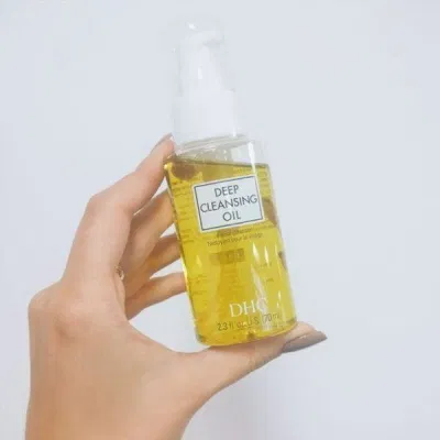 Review dầu tẩy trang cho da nhờn DHC Deep Cleansing Oil