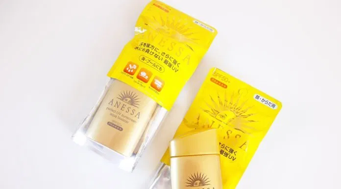 Review kem chống nắng Anessa Perfect UV Sunscreen Aqua Booster SPF50+/PA++++