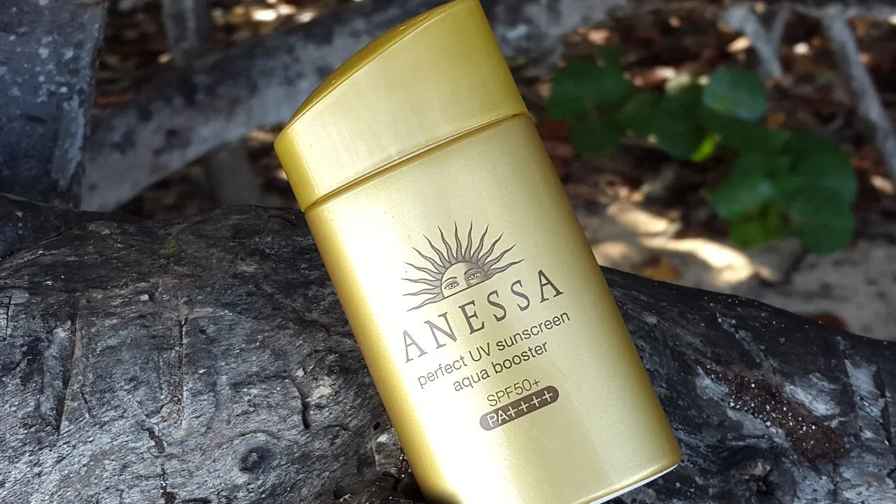 Review kem chống nắng Anessa Perfect UV Sunscreen Aqua Booster SPF50+/PA++++