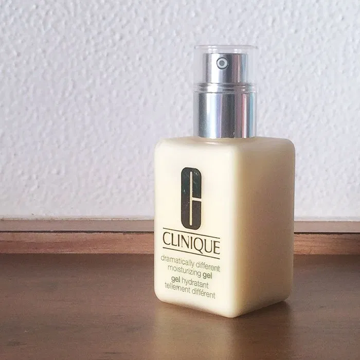 Review kem dưỡng ẩm Clinique Dramatically Different Moisturizing Gel: Sản phẩm chất lượng giá tiết kiệm