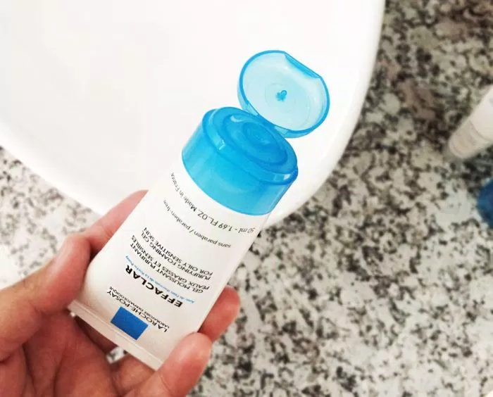Review sữa rửa mặt cho da mụn và nhạy cảm La Roche-Posay Effaclar Purifying Foaming Gel