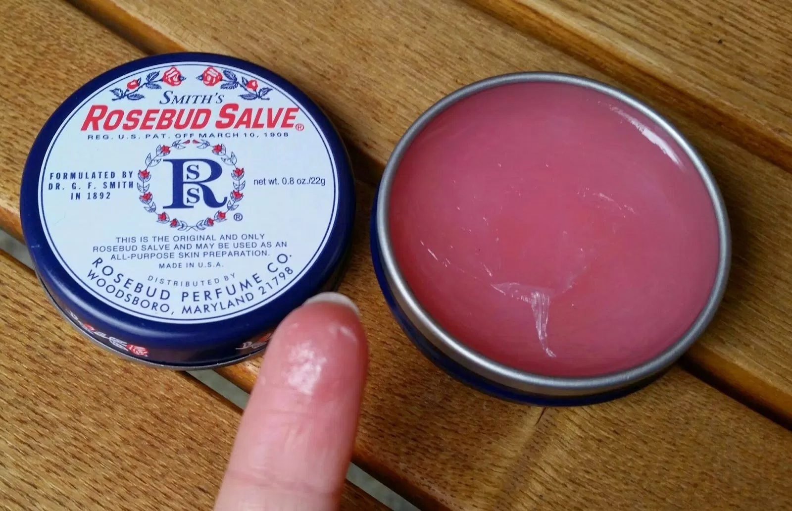 Smith’s Rosebud Salve Lip Balm