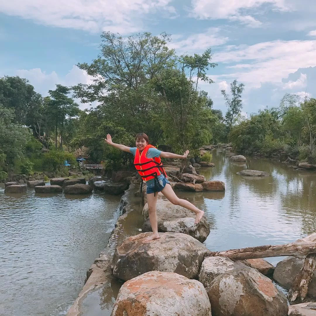 Khu du lịch Thác Đá Hàn